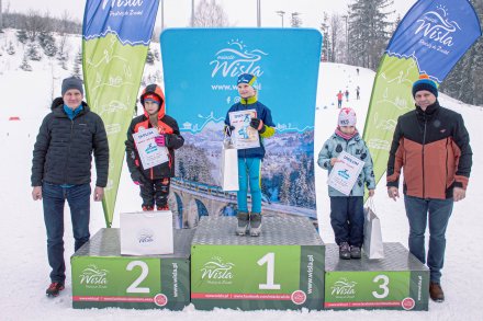 Dekoracje najlepszych IV Biegu o Puchar Wisły